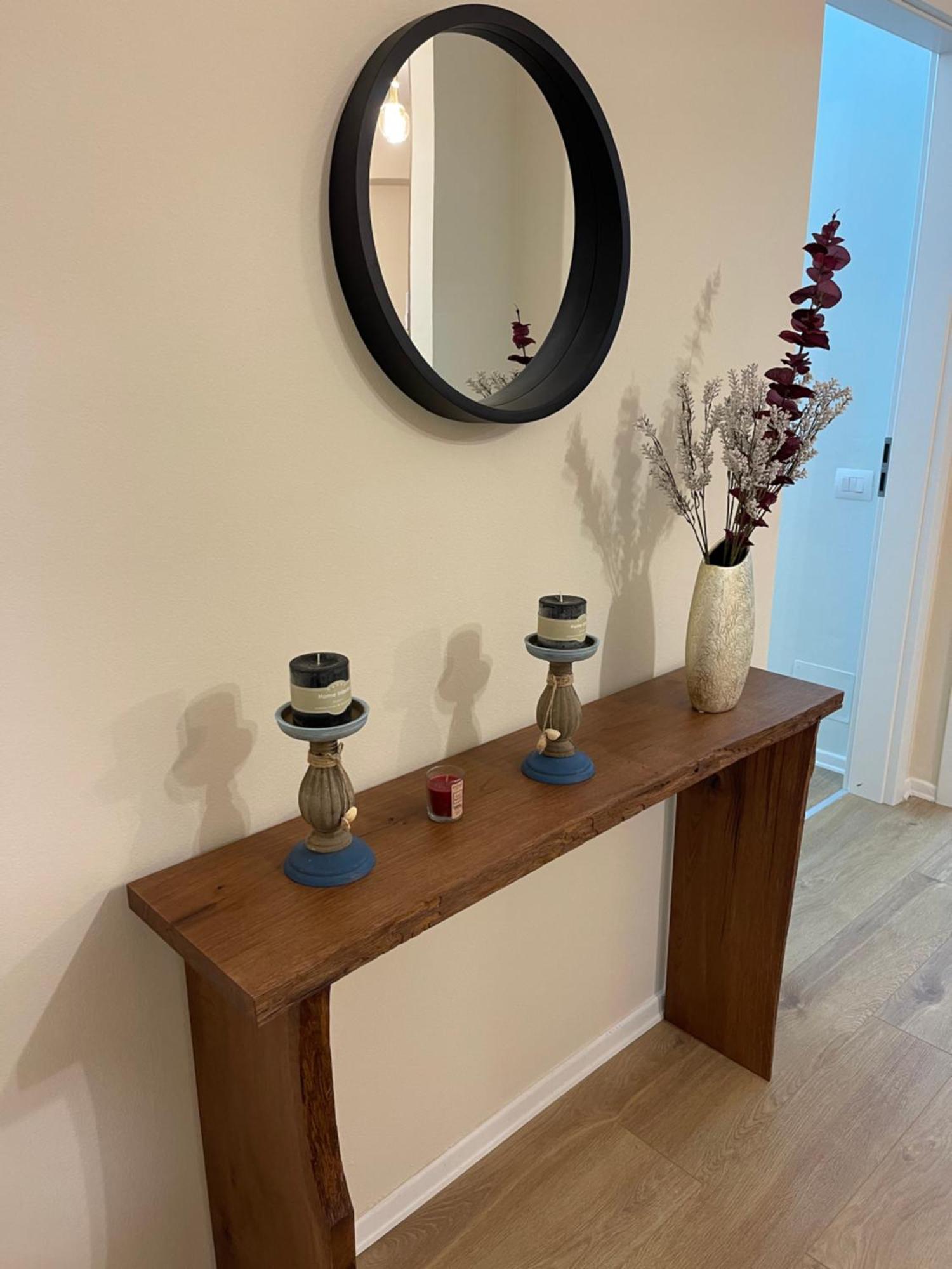 Jona Lovely 1 Two Bedroom Ap