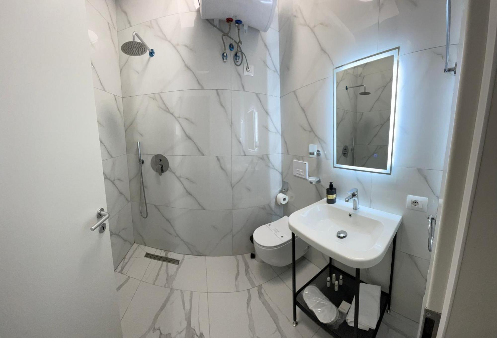 Appartement Jona Lovely 1 Two Bedroom Ap *